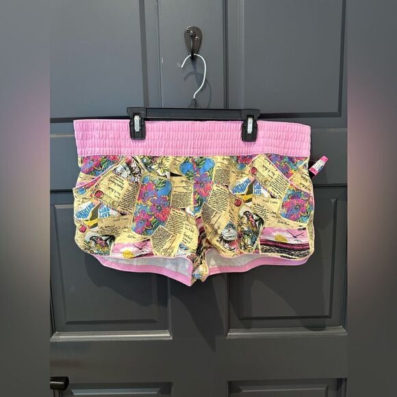 Tropical shorts NWT - Picture 1 of 4